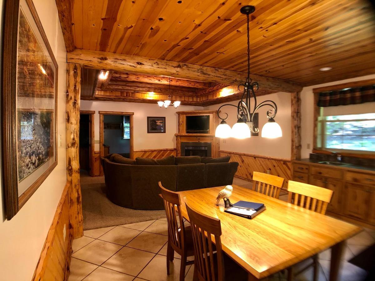 Sojourner'S Lodge & Log Cabin Suites Dundee エクステリア 写真