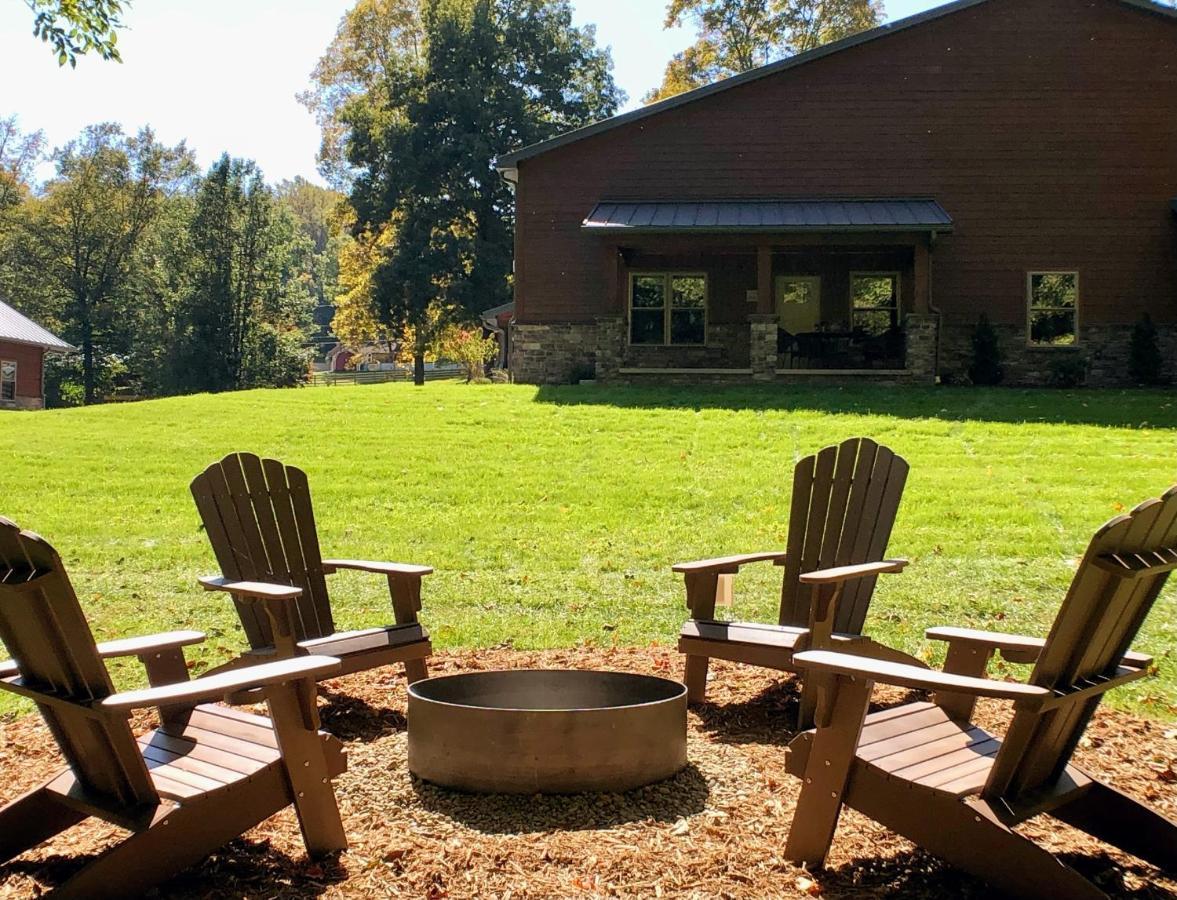 Sojourner'S Lodge & Log Cabin Suites Dundee エクステリア 写真