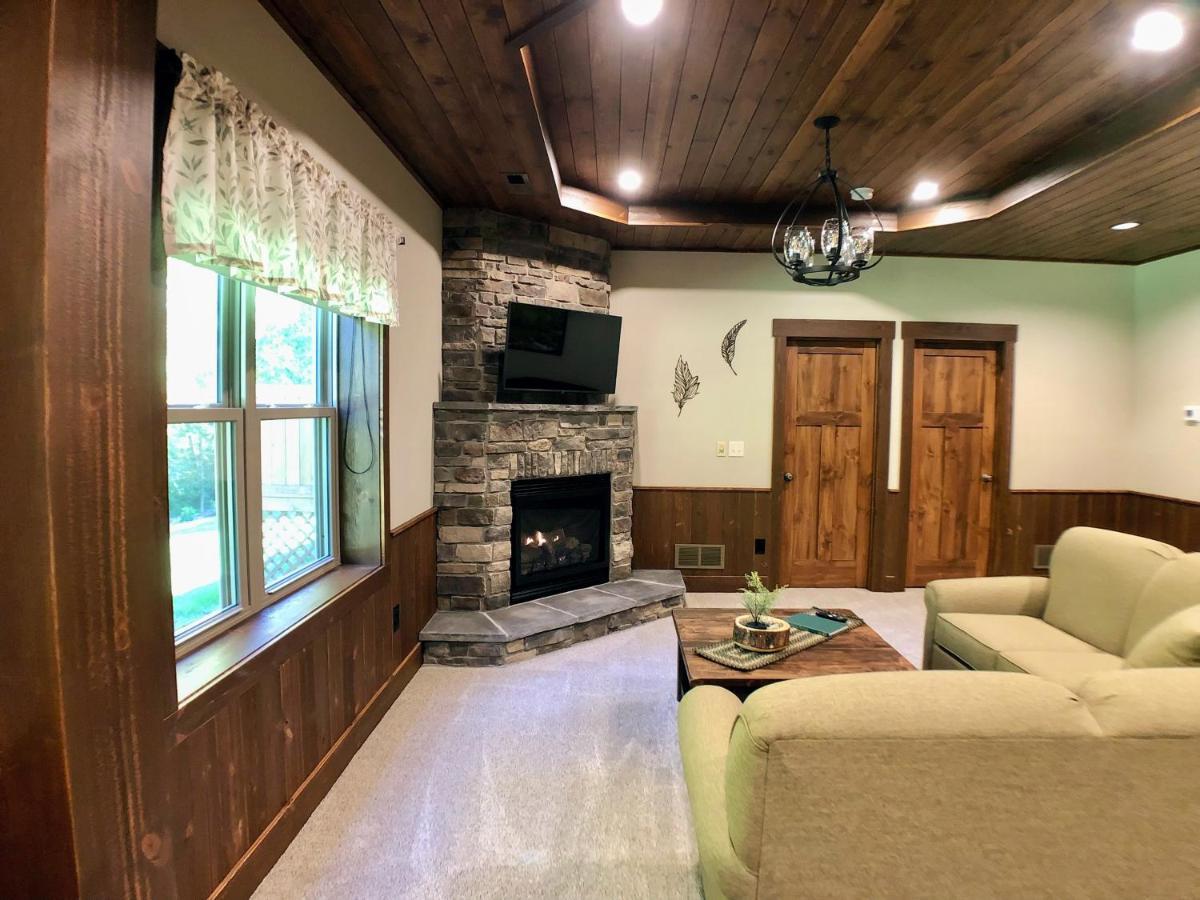Sojourner'S Lodge & Log Cabin Suites Dundee エクステリア 写真