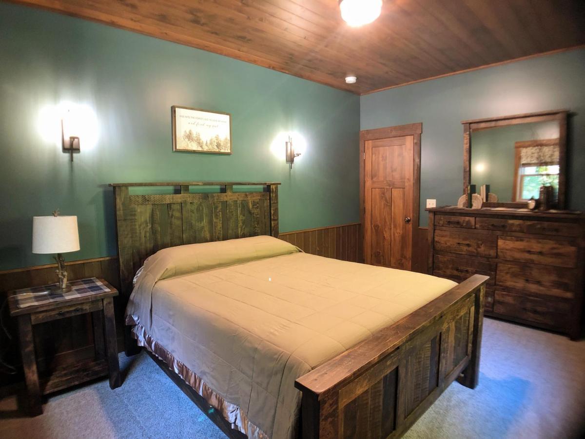 Sojourner'S Lodge & Log Cabin Suites Dundee エクステリア 写真